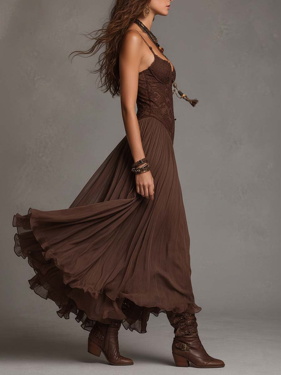 Robe longue en mousseline à empiècements de dentelle brun foncé