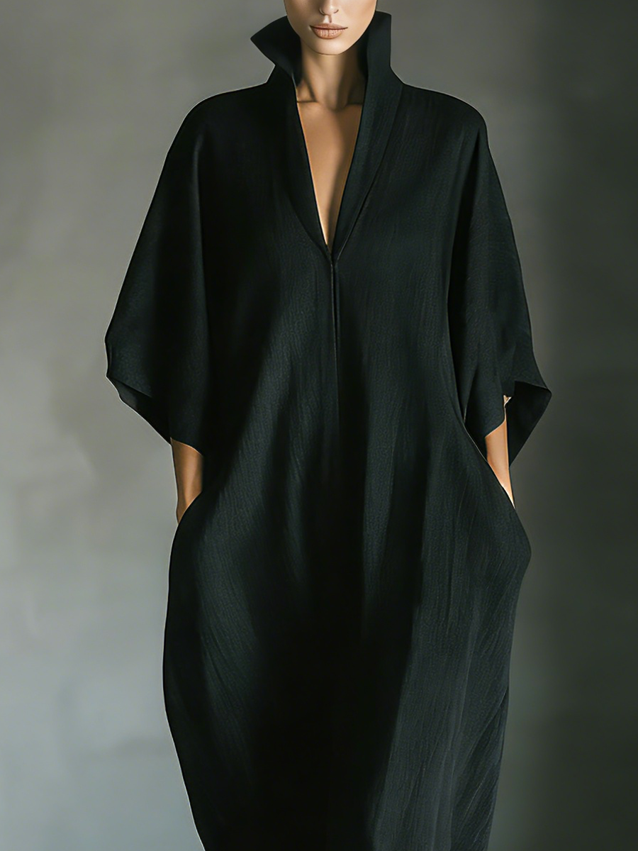 Costanza | Maxi robe noire avec manches kimono et décolleté en V