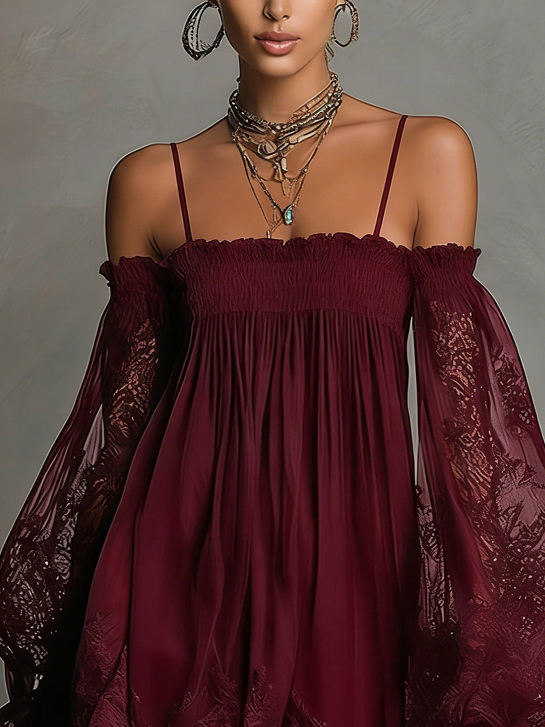 Noemi | Robe courte en mousseline bleu marine à encolure dénudée, finitions en dentelle et manches transparentes