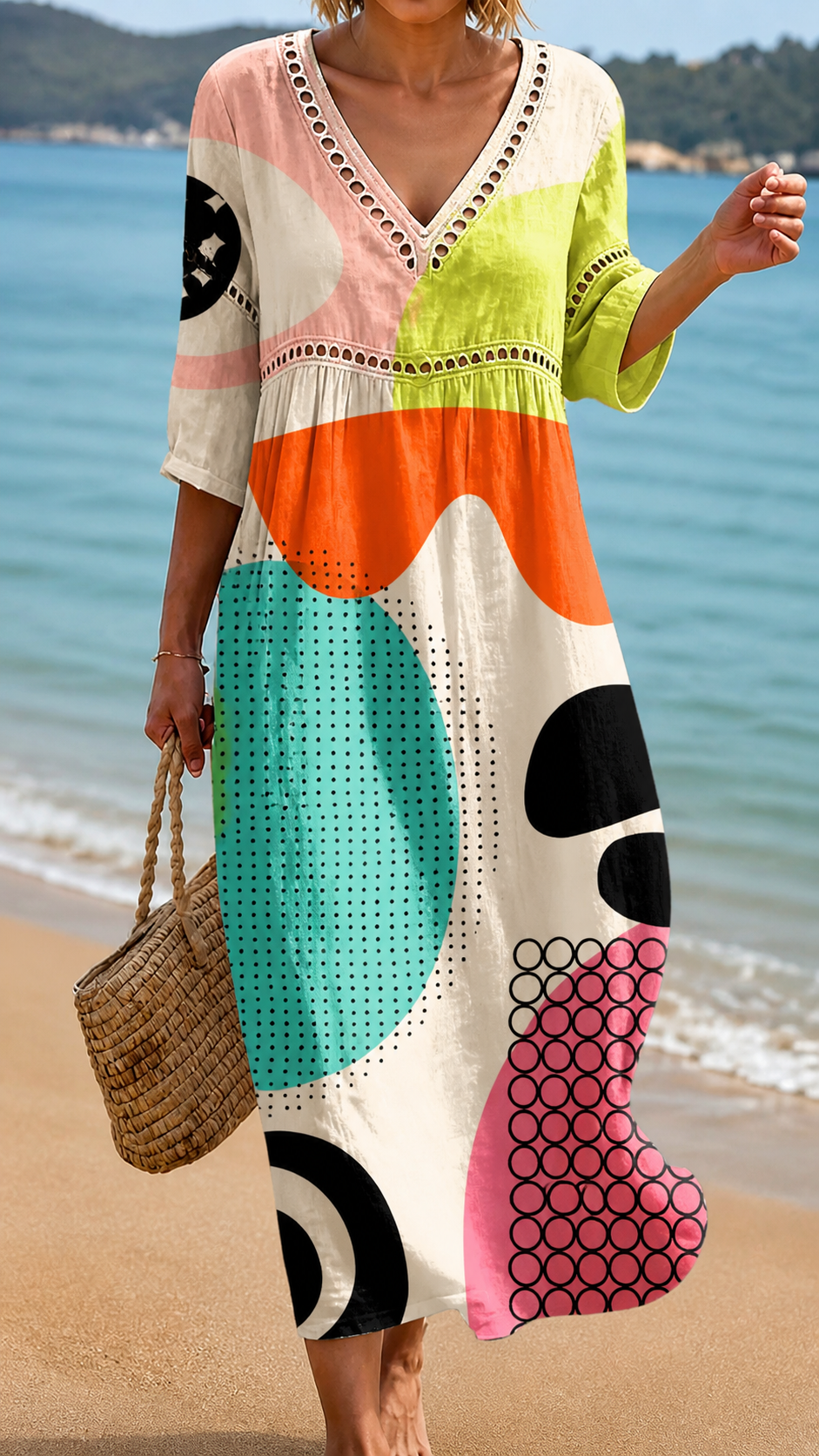 Robe de plage à l'imprimé abstrait coloré