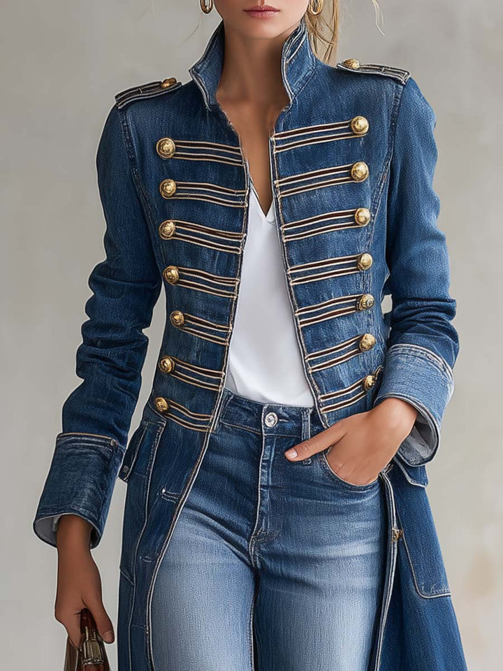 Hortense | Manteau long en jean cintré style militaire à boutons dorés