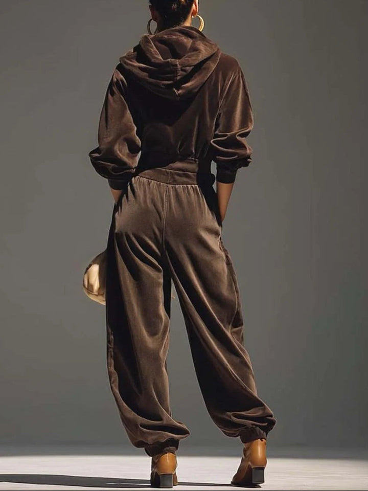 Ensemble vintage marron en velours avec sweat à capuche et pantalon ample (ceinture incluse)