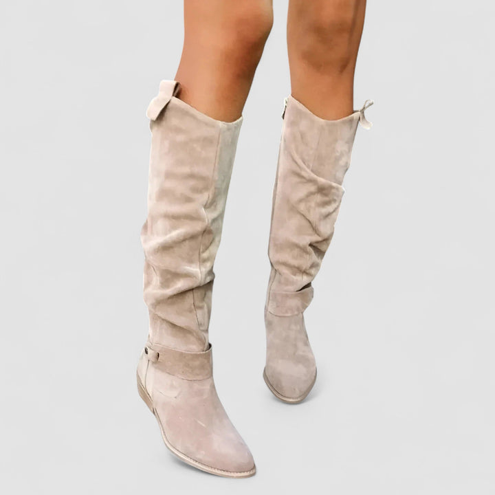 Charlotte – Bottes hautes en daim doux à petit talon confortable