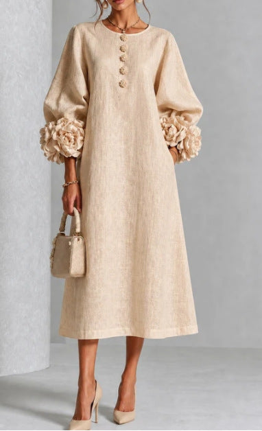 IVY | Robe midi fleurie romantique à élégantes manches avec poignets en forme de rose