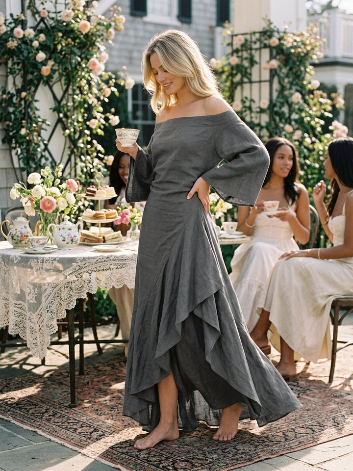 Aure | Robe Maxi Minimaliste Épaules Dénudées à Ourlet Volanté et Manches Évasées