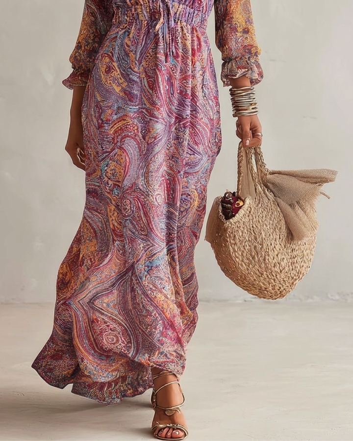 Robe longue en mousseline de soie à imprimé cachemire, décolleté en V et fronces