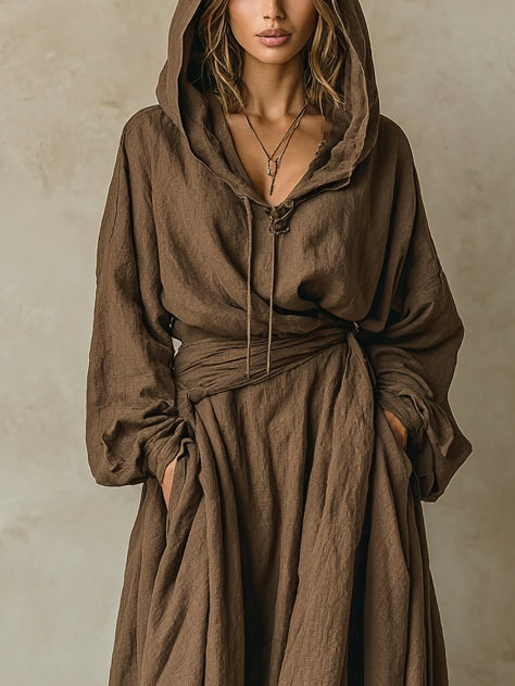 Robe longue ample marron à capuche
