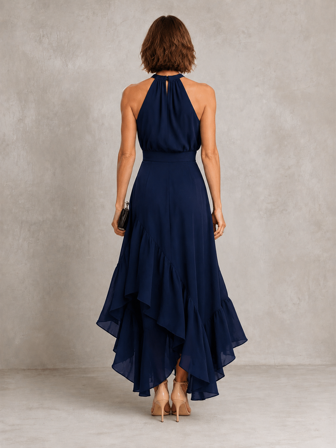 Chloe | Élégante robe dos nu à ourlet volanté