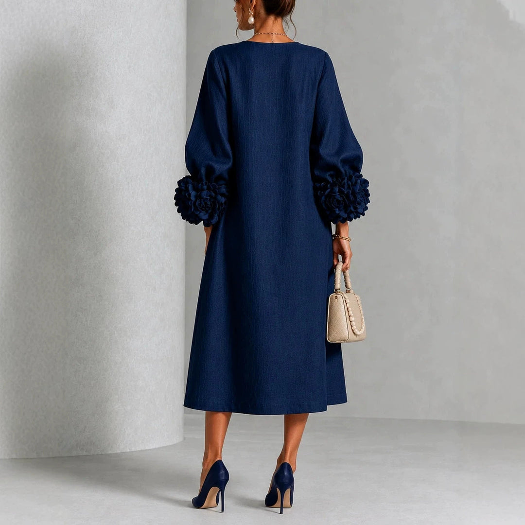IVY | Robe midi fleurie romantique à élégantes manches avec poignets en forme de rose