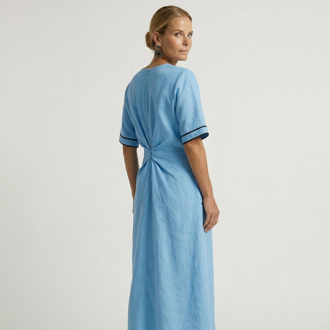 Mila | Robe élégante cintrée à la taille pour un style de vacances sans effort
