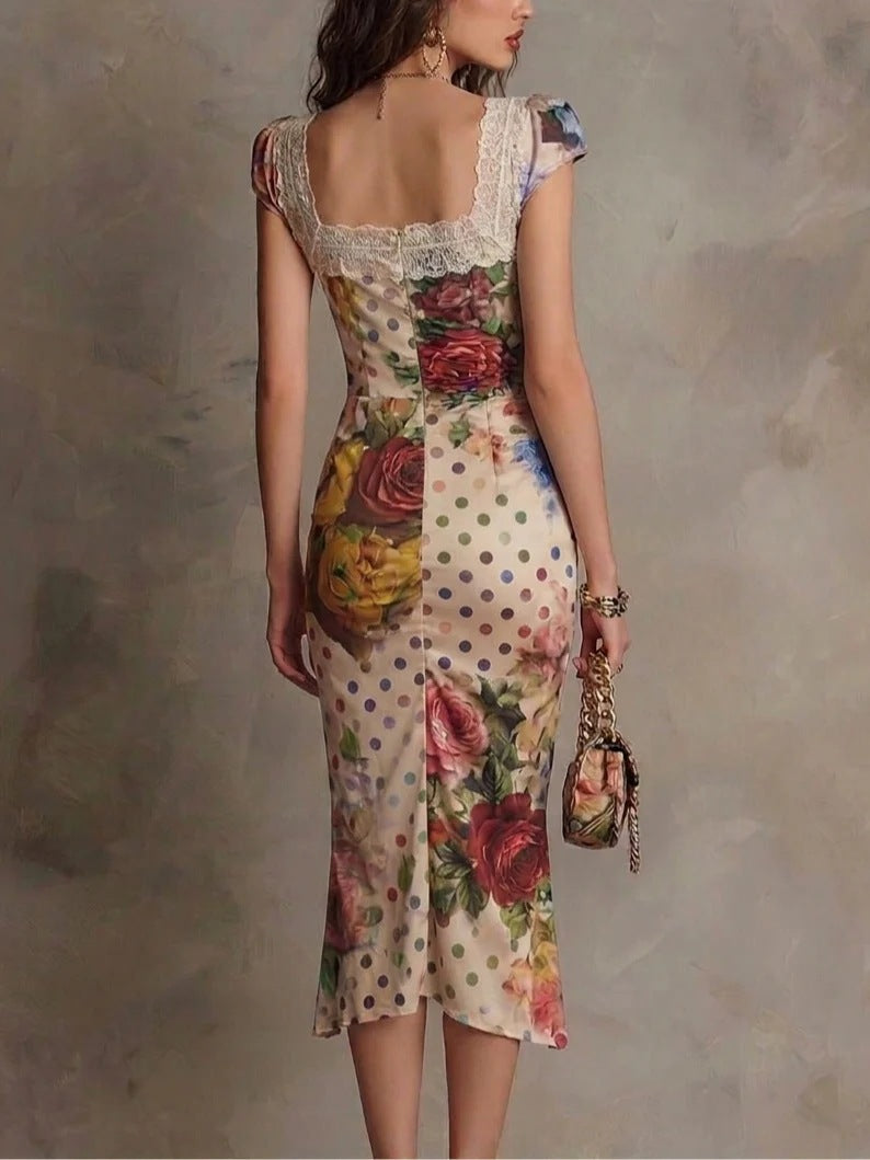 Robe midi moulante froncée à imprimés mixtes avec bordure en dentelle