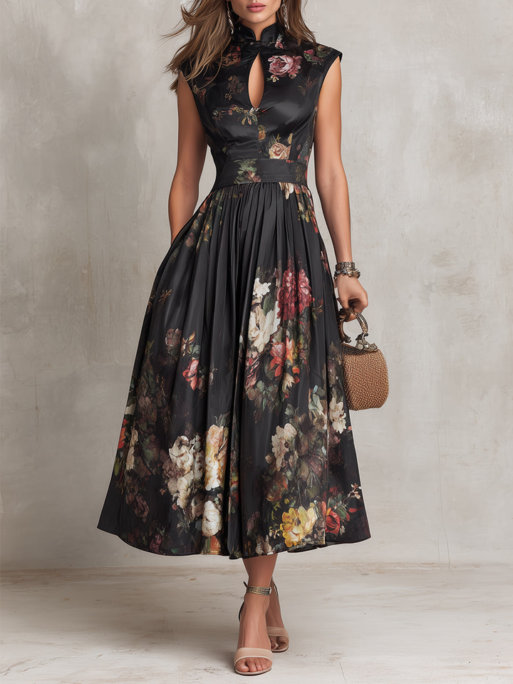 Robe midi noire en satin plissé à fleurs et col ajouré