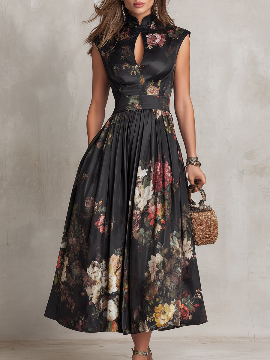 Robe midi noire en satin plissé à fleurs et col ajouré