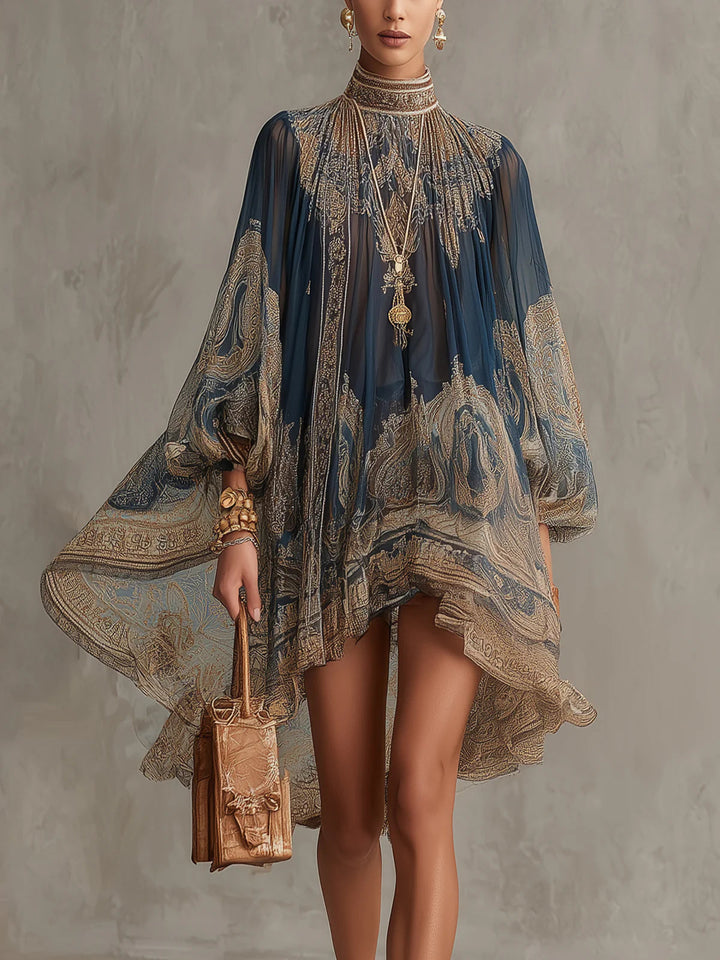 Robe courte bleu marine en mousseline à imprimé baroque, col haut et ourlet asymétrique