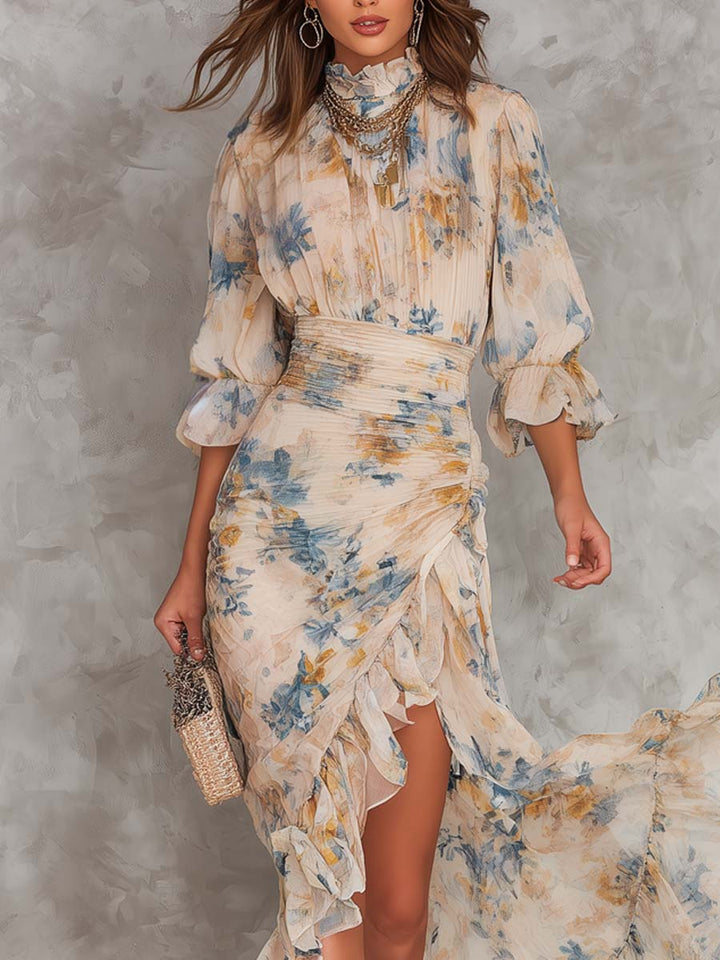 Robe longue beige col roulé en mousseline, imprimé floral peinture à l'huile et ourlet asymétrique