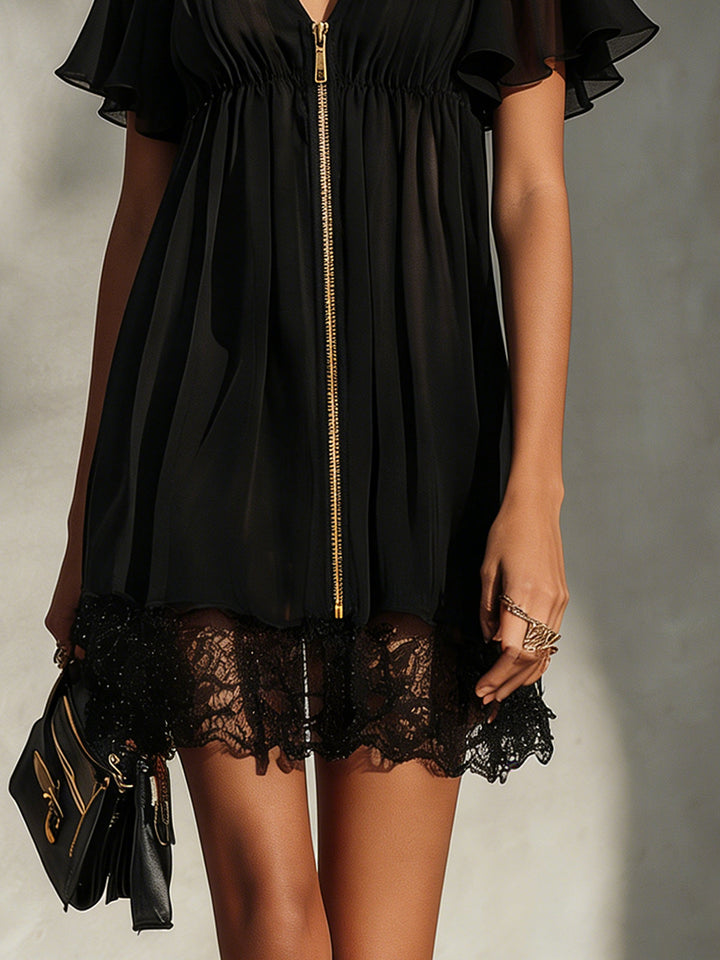 Arabella | Mini robe noire avec zip frontal, dentelle et manches volantées