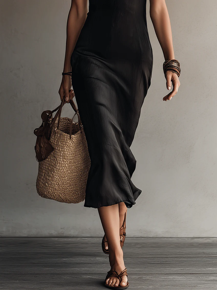 Margaux™ | Robe Midi Noire Sans Manches à Col V et Dentelle