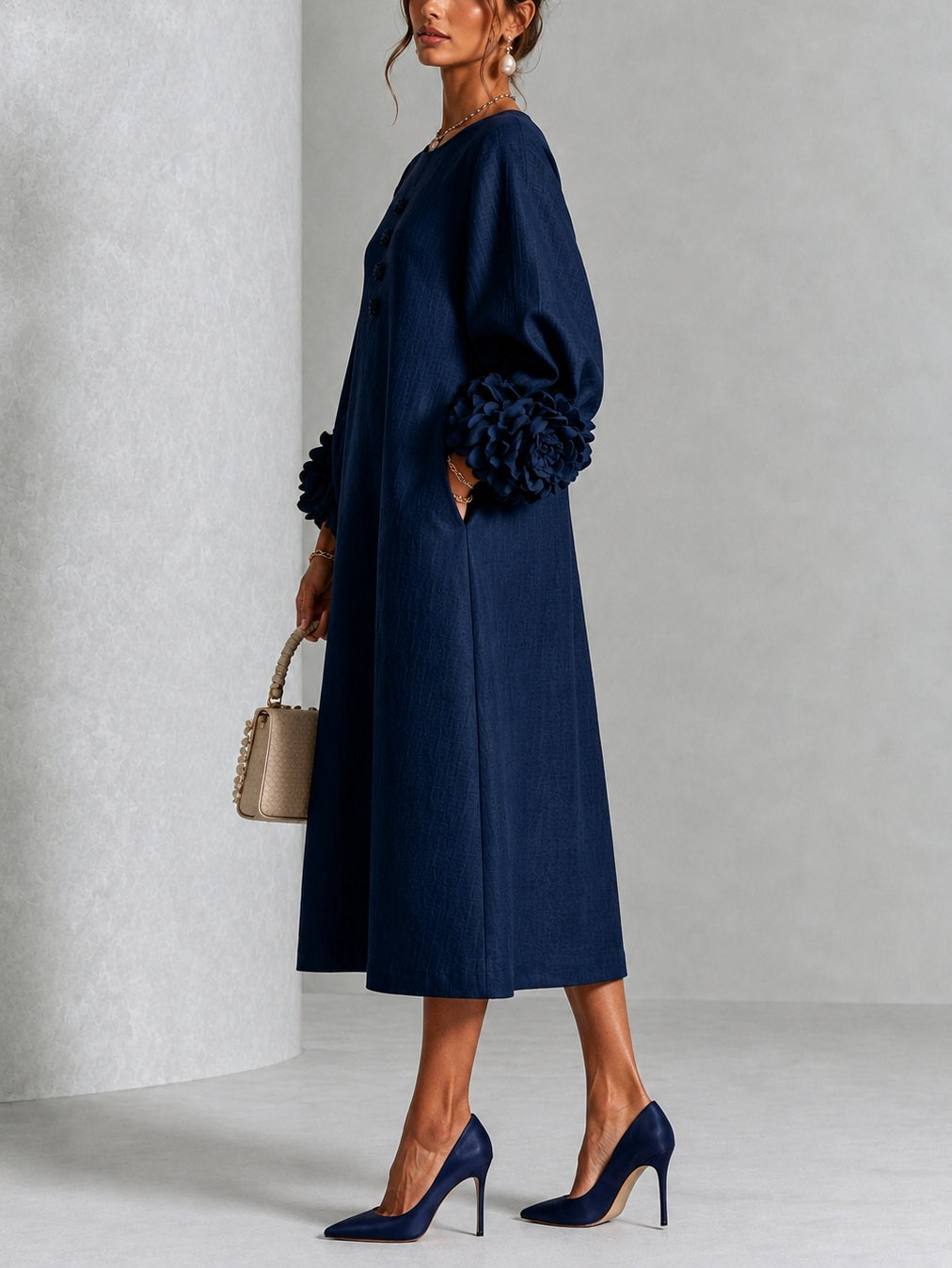 Capucine™ | Robe Midi Boutonnée Florale Marine à Manches Fleuries
