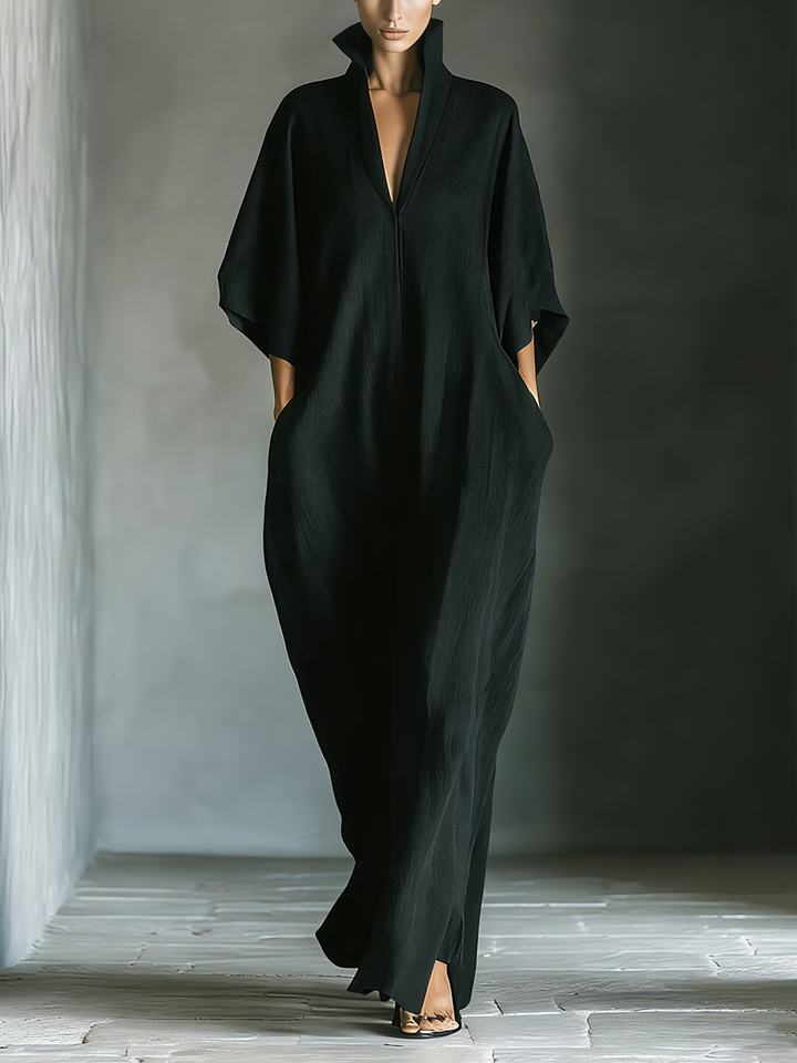Costanza | Maxi robe noire avec manches kimono et décolleté en V