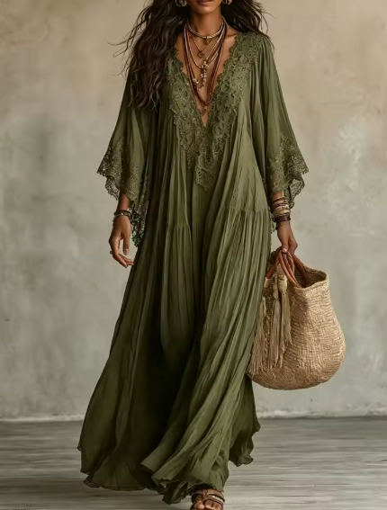 Ambra | Maxi robe noire décolletée en V avec manches chauve-souris