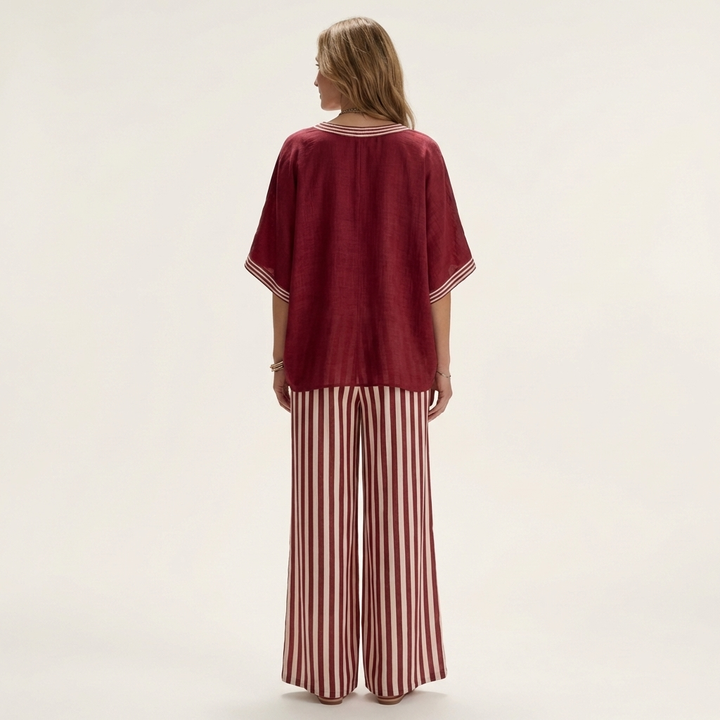 Juliana | Ensemble haut col V esprit college et pantalon large rayé
