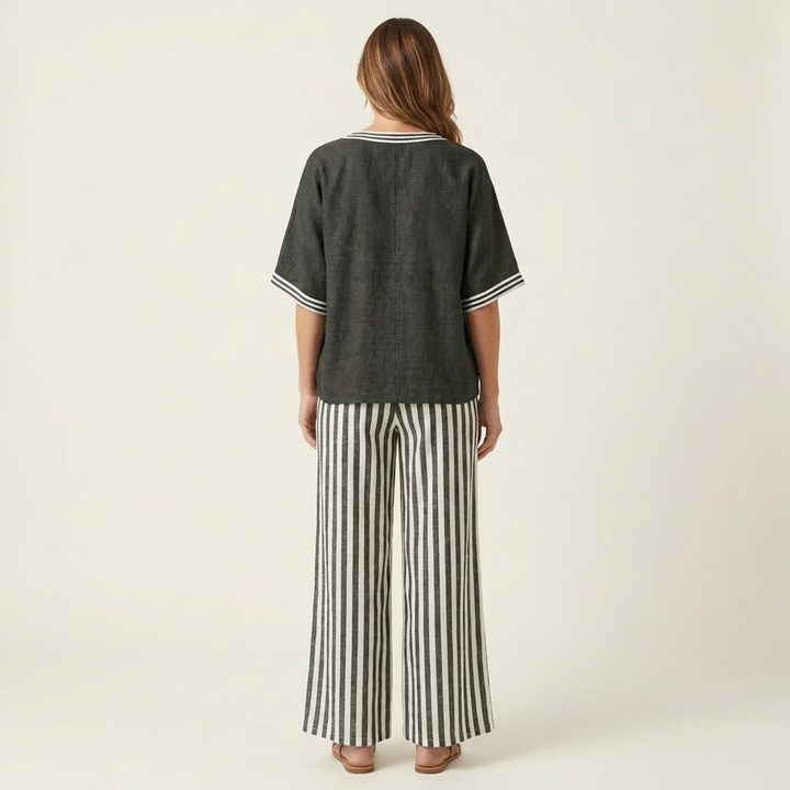 Juliana | Ensemble haut col V esprit college et pantalon large rayé
