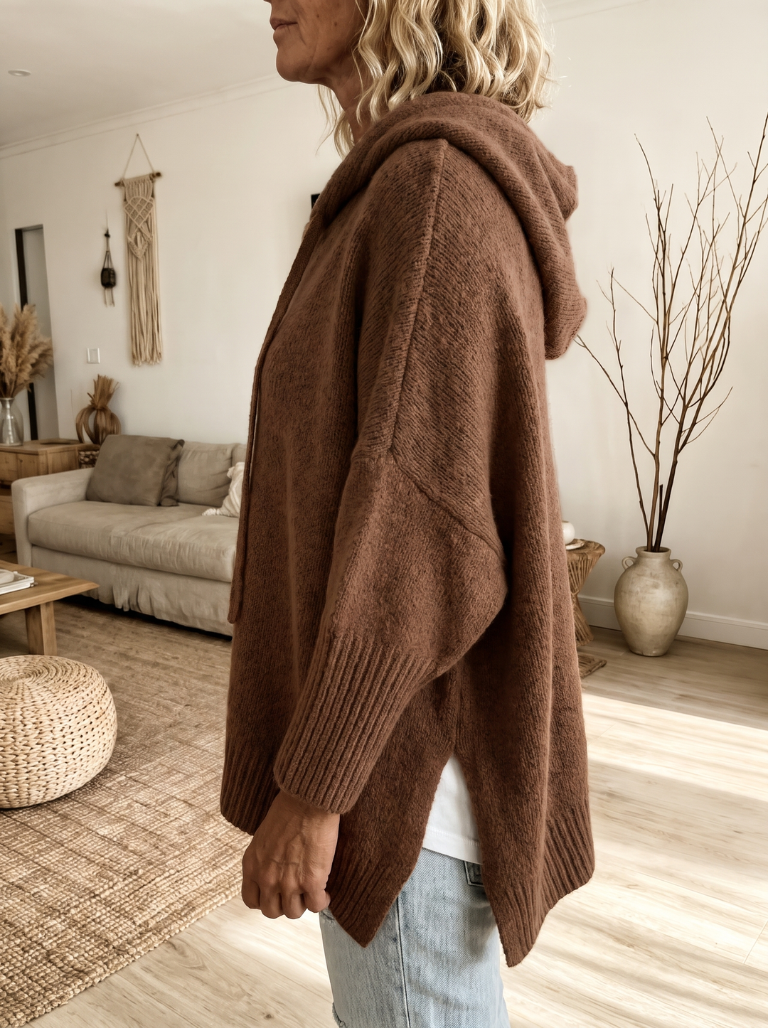 Louise – Pull poncho marron douillet