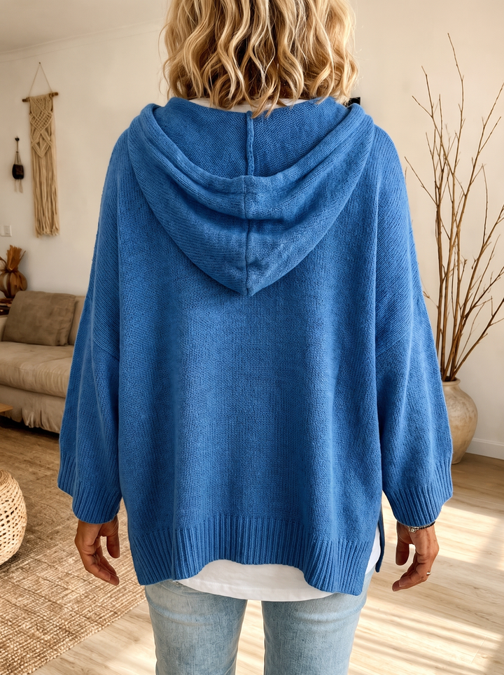 Amelie – Pull poncho bleu douillet