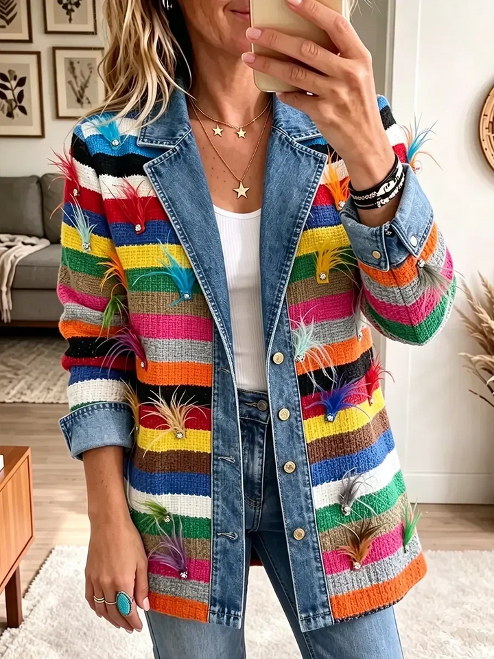 Mia | Élégante veste en jean vintage avec imprimé de plumes