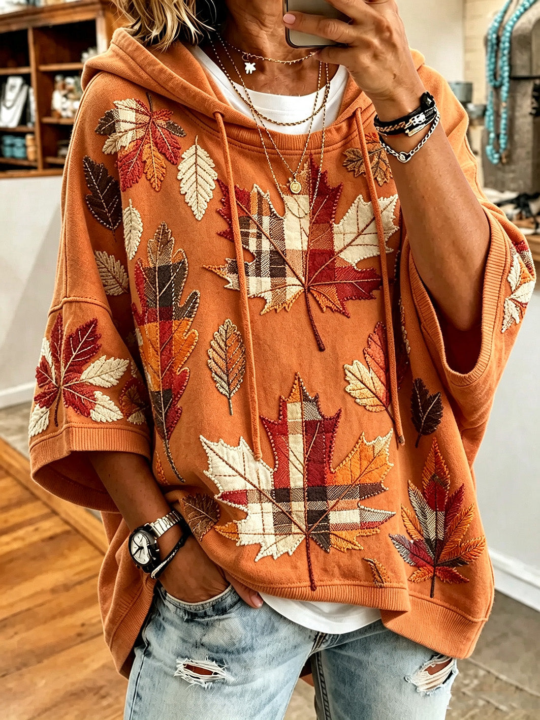 Otilia | Sweat à capuche oversize à imprimé feuilles d’automne