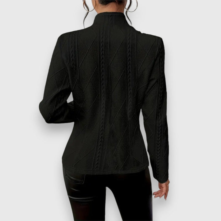 Loretta | Cardigan texturé boutonné sur le devant au style intemporel