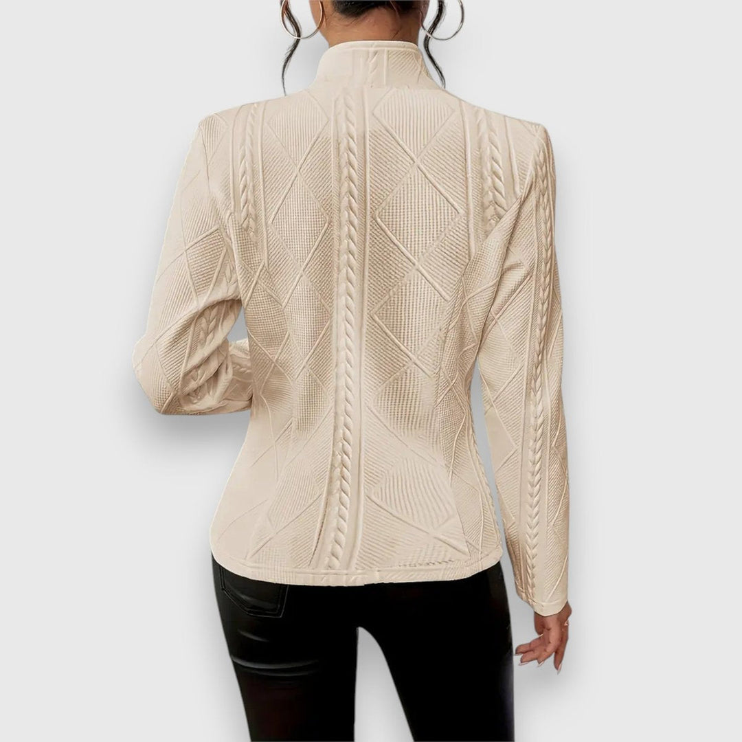 Loretta | Cardigan texturé boutonné sur le devant au style intemporel