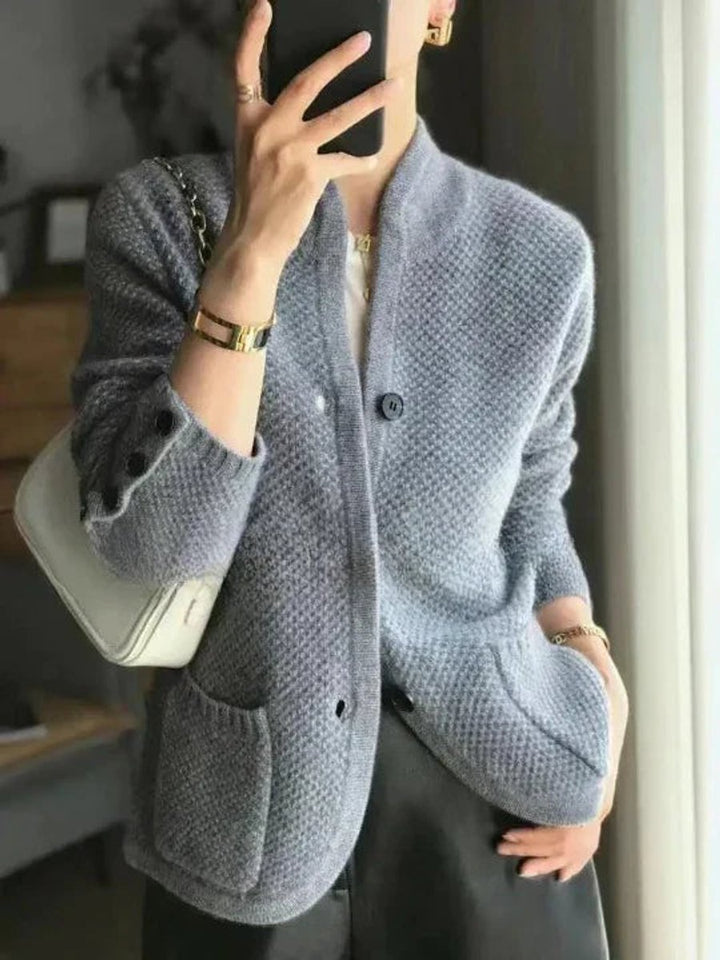 Pénélope | Cardigan Boutonné en Maille