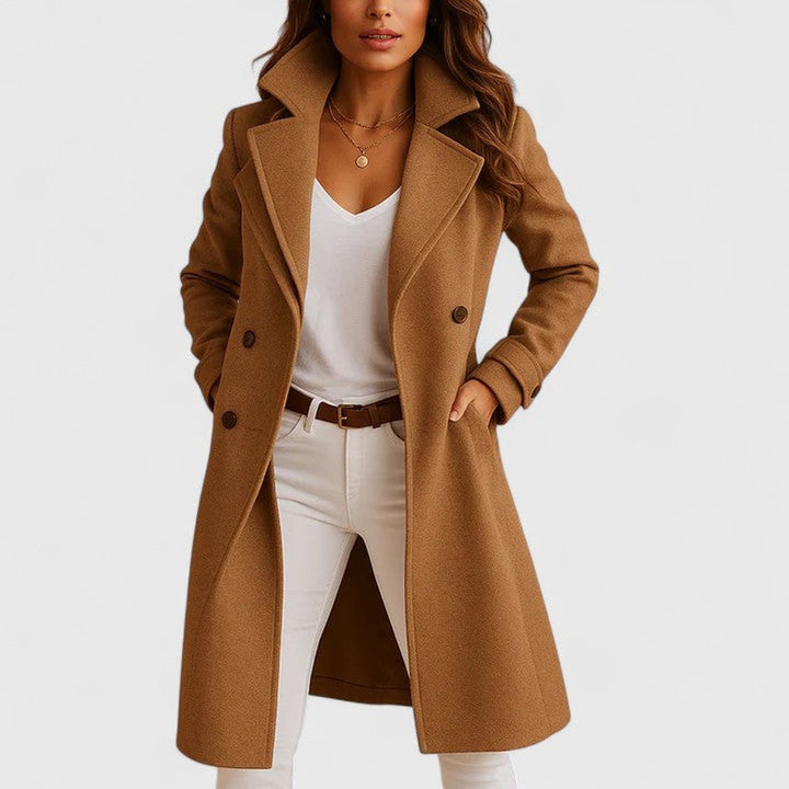 Blanche | Élégant manteau long à coupe ajustée et revers crantés