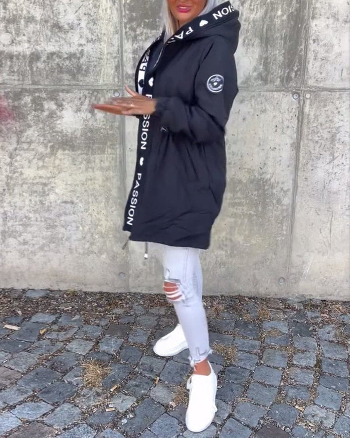Camila | Élégante parka midi à capuche avec cordon de serrage
